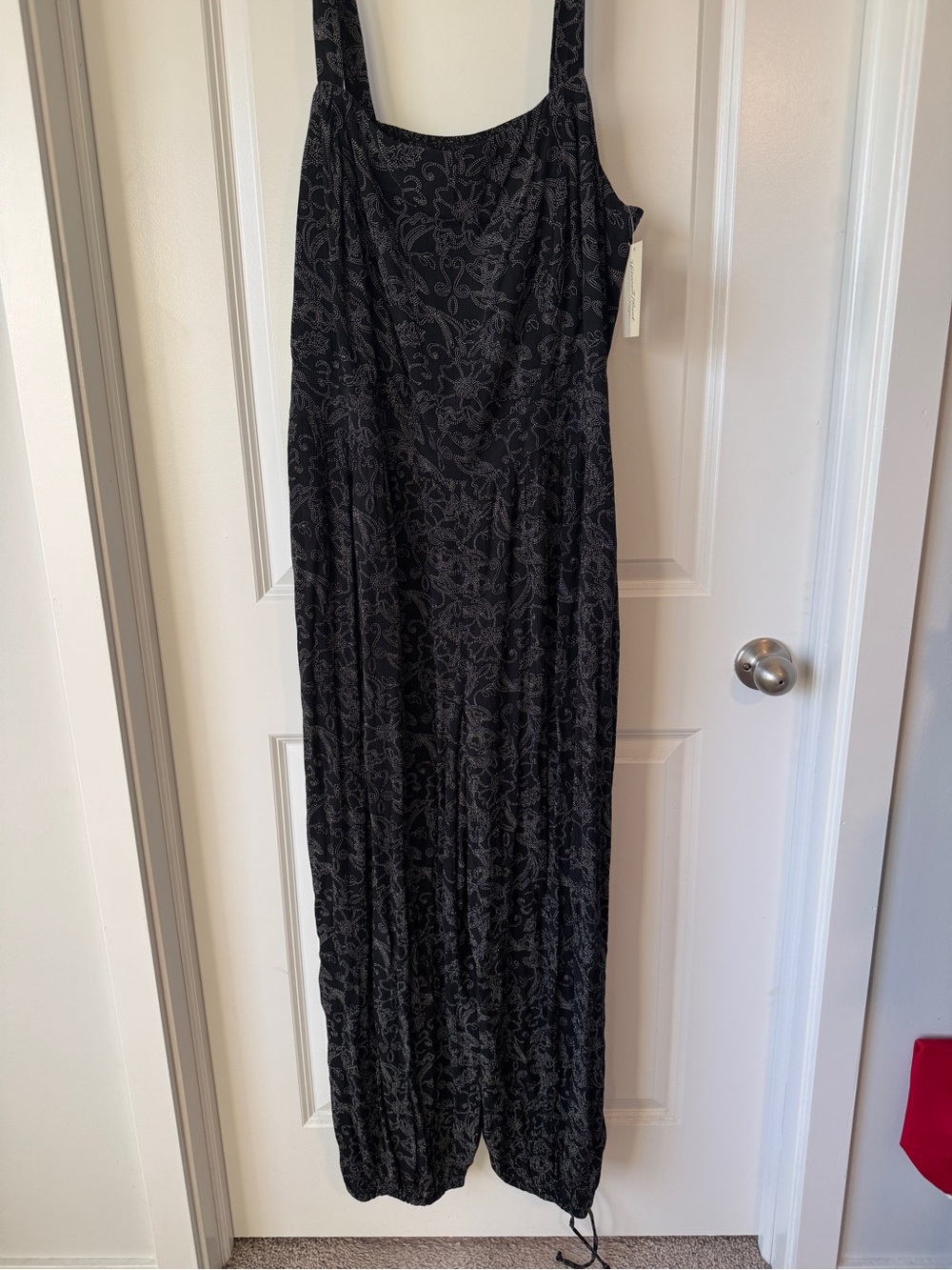Sleeveless Black Floral Jumpsuit